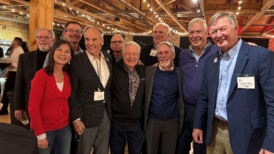Alumni Class Photo